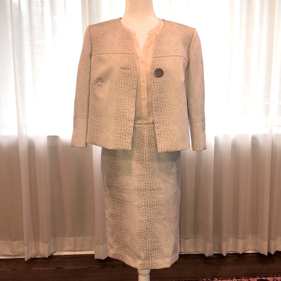 Liz Claiborne Suit - Picture 1 of 5